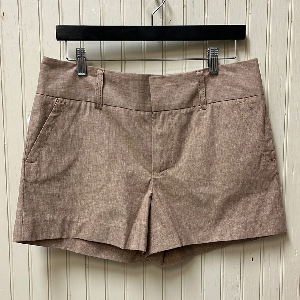 MARC by Marc Jacobs Cotton/Linen blend Shorts SZ 8 and SZ 10.